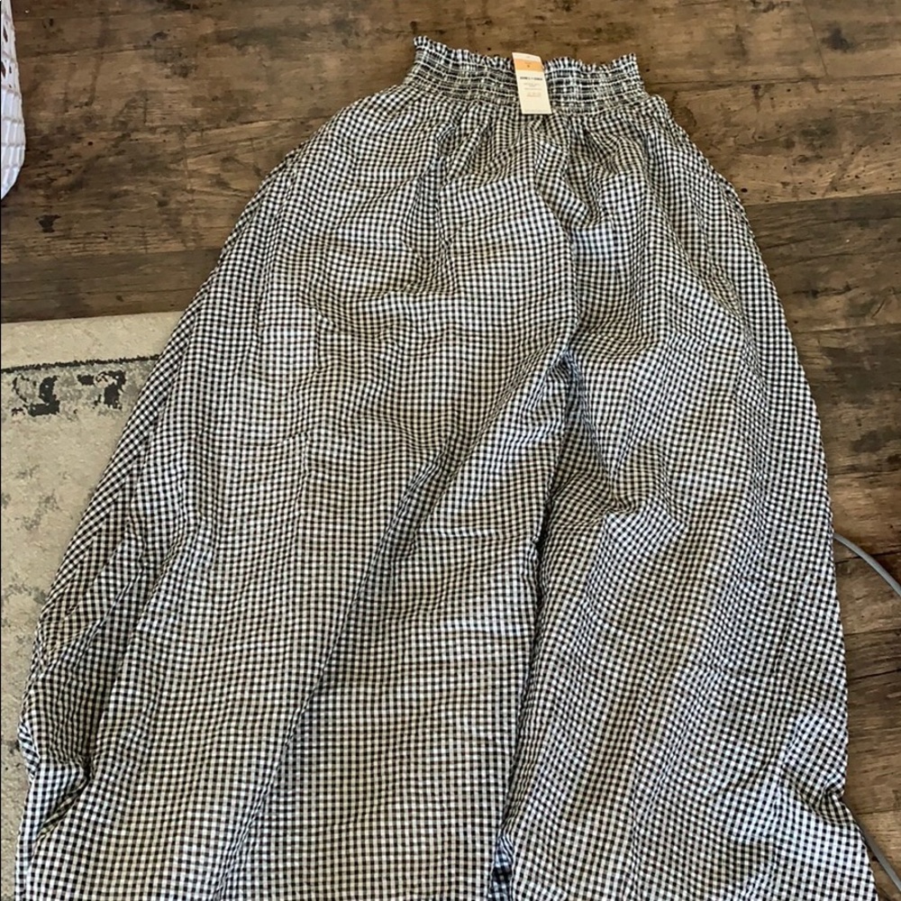Gingham Ball skirt with pockets